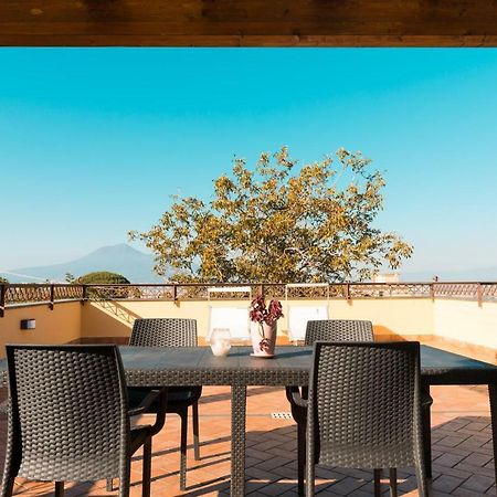 Villa Lucia Terrazza Panoramica Кастелламмаре-ди-Стабия Экстерьер фото