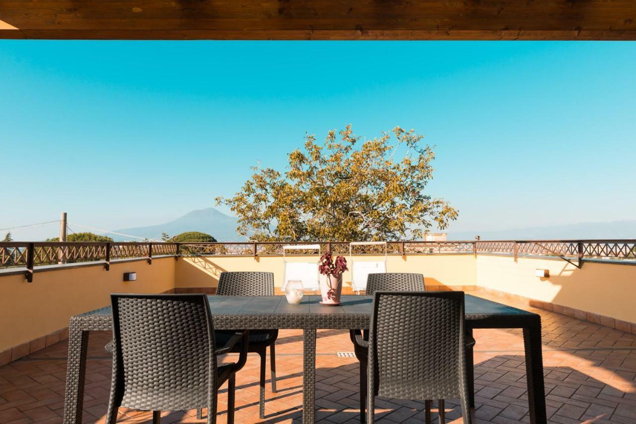 Villa Lucia Terrazza Panoramica Кастелламмаре-ди-Стабия Экстерьер фото